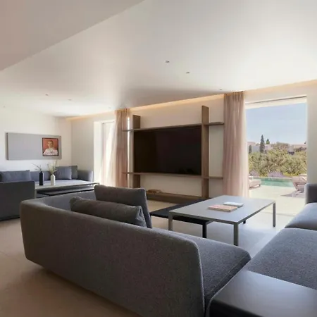 -votsalakia- Brand New Seaside 5bdr Lavender Villa *